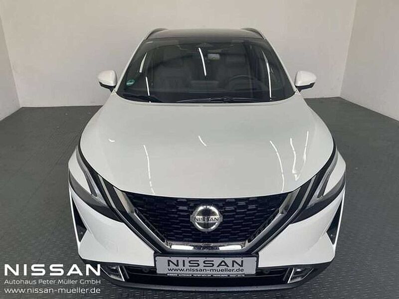 Nissan Qashqai 1.3 DIG-T Tekna + Plus LED Leder 20 Zoll