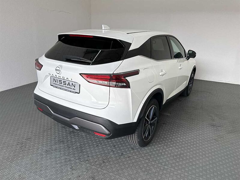 Nissan Qashqai 1.3 DIG-T MHEV 158PS Xtronic 4x2 Tekna