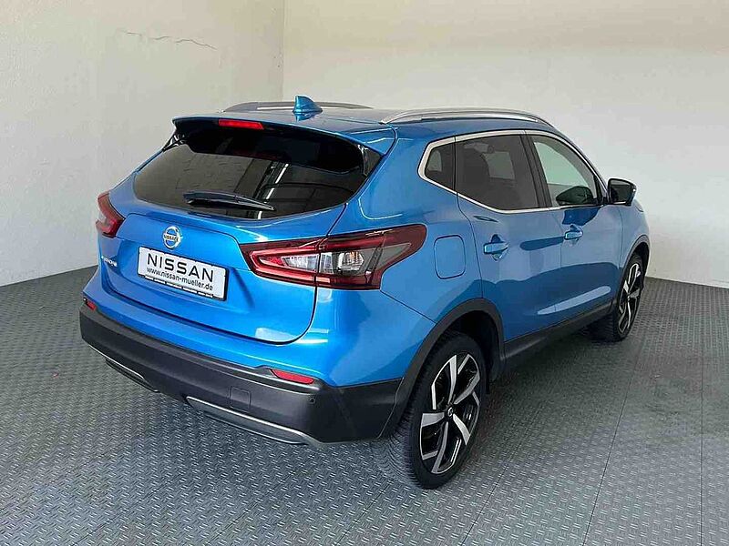 Nissan Qashqai 1.3DIG-T DCT Automatik 4x2 AKARI PGD 19'