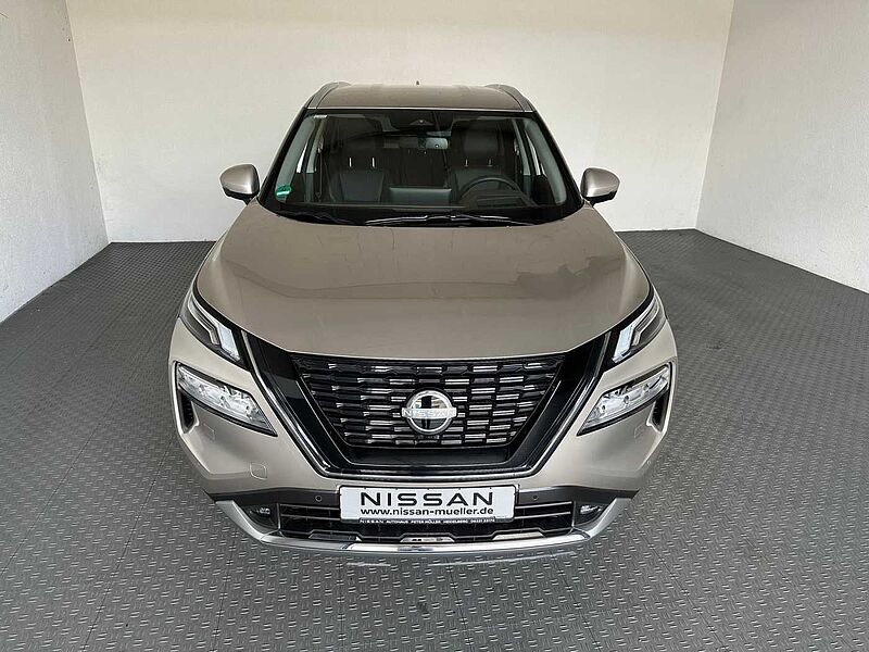 Nissan X-Trail e-Power e-4ORCE 4x4 Tekna 5Sitzer BOSE