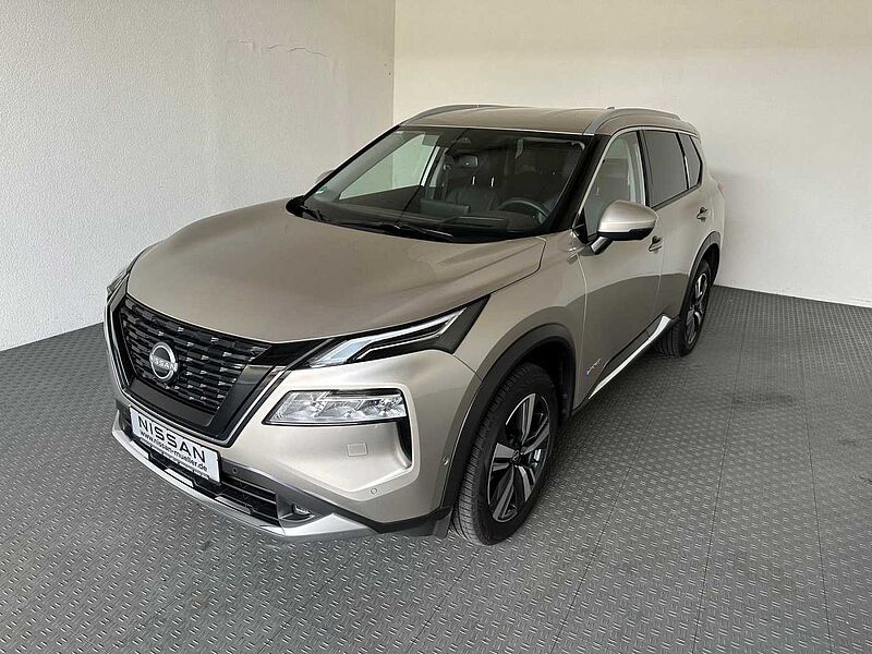 Nissan X-Trail e-Power e-4ORCE 4x4 Tekna 5Sitzer BOSE