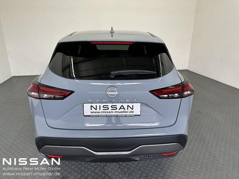 Nissan Qashqai 1.3 DIG-T  N-Connecta Autom. Wint. Busin.