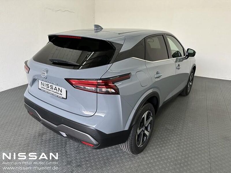 Nissan Qashqai 1.3 DIG-T  N-Connecta Autom. Wint. Busin.