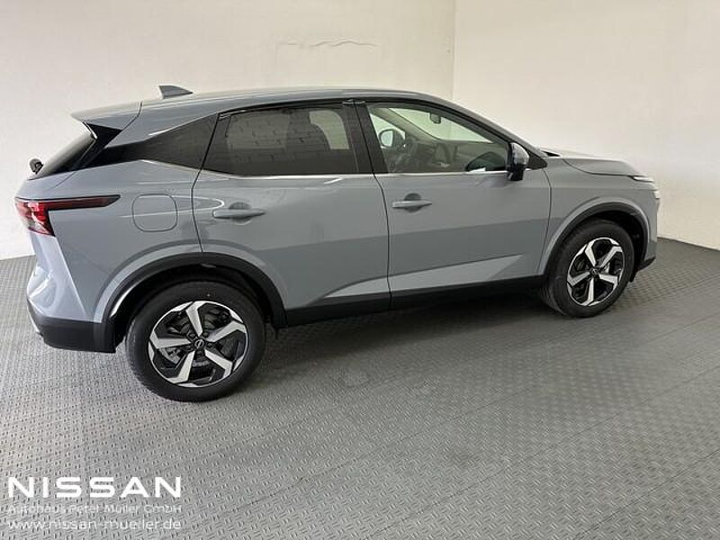 Nissan Qashqai 1.3 DIG-T  N-Connecta Autom. Wint. Busin.