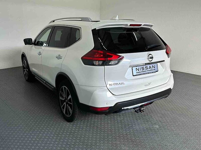 Nissan X-Trail Tekna 2.0dCi Xtronic 4x4 5 Sitze PGD