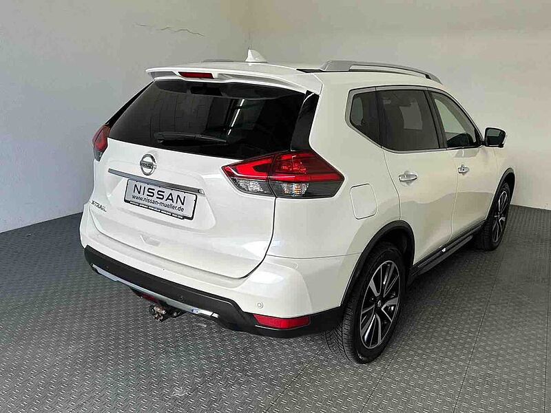 Nissan X-Trail Tekna 2.0dCi Xtronic 4x4 5 Sitze PGD