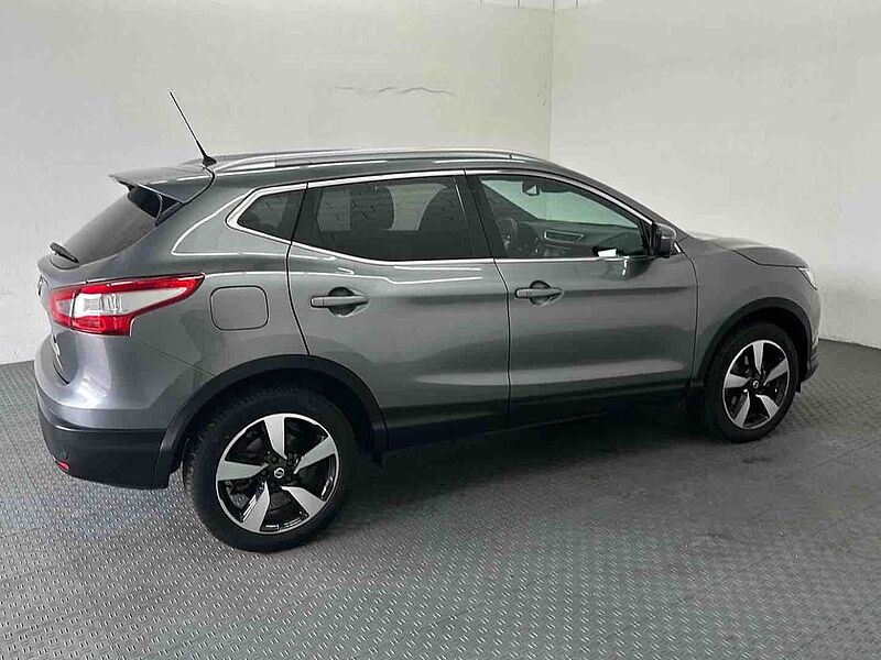 Nissan Qashqai 1.2DIG-T 6MT 4x2 N-Vision PGD FS