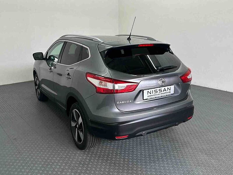 Nissan Qashqai 1.2DIG-T 6MT 4x2 N-Vision PGD FS