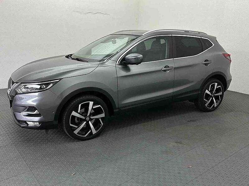 Nissan Qashqai 1.3DIG-T DCT Tekna BOSE 19'' Automatik