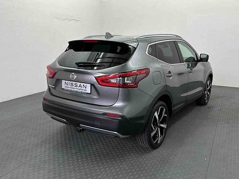 Nissan Qashqai 1.3DIG-T DCT Tekna BOSE 19'' Automatik