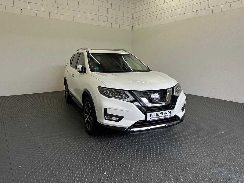 Nissan X-Trail T32C Tekna 1.6 DIG-T 6MT 4x2 5 Sitze PGD